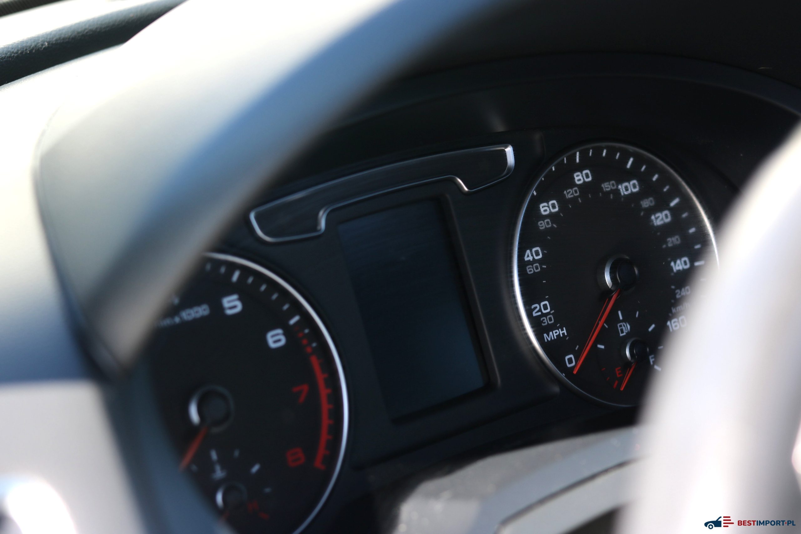 Audi-Q3-niebieskie-2017-bestimport-1