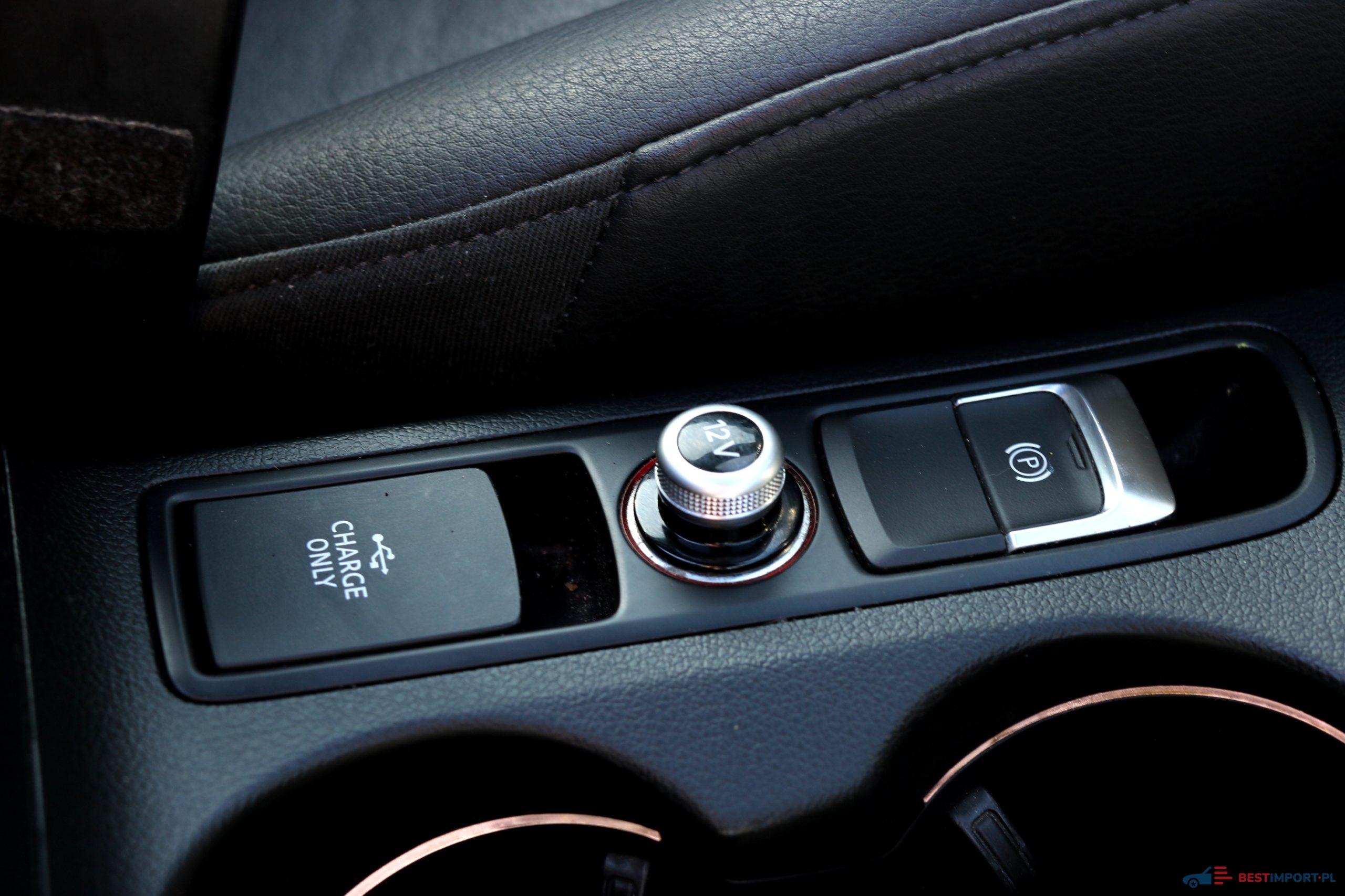 Audi-Q3-niebieskie-2017-bestimport-1