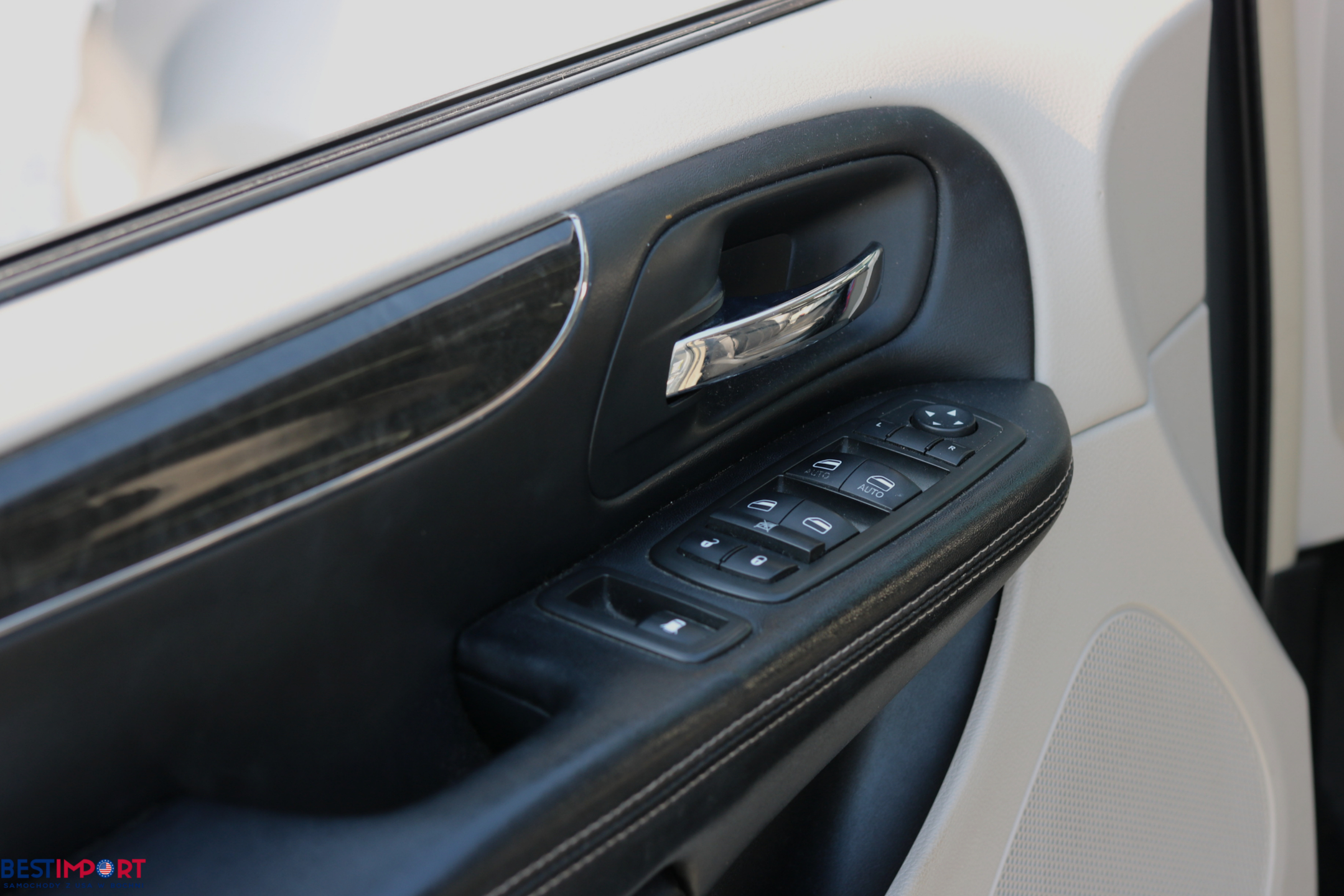 bestimport-bochnia-Chrysler-Town-Country-23