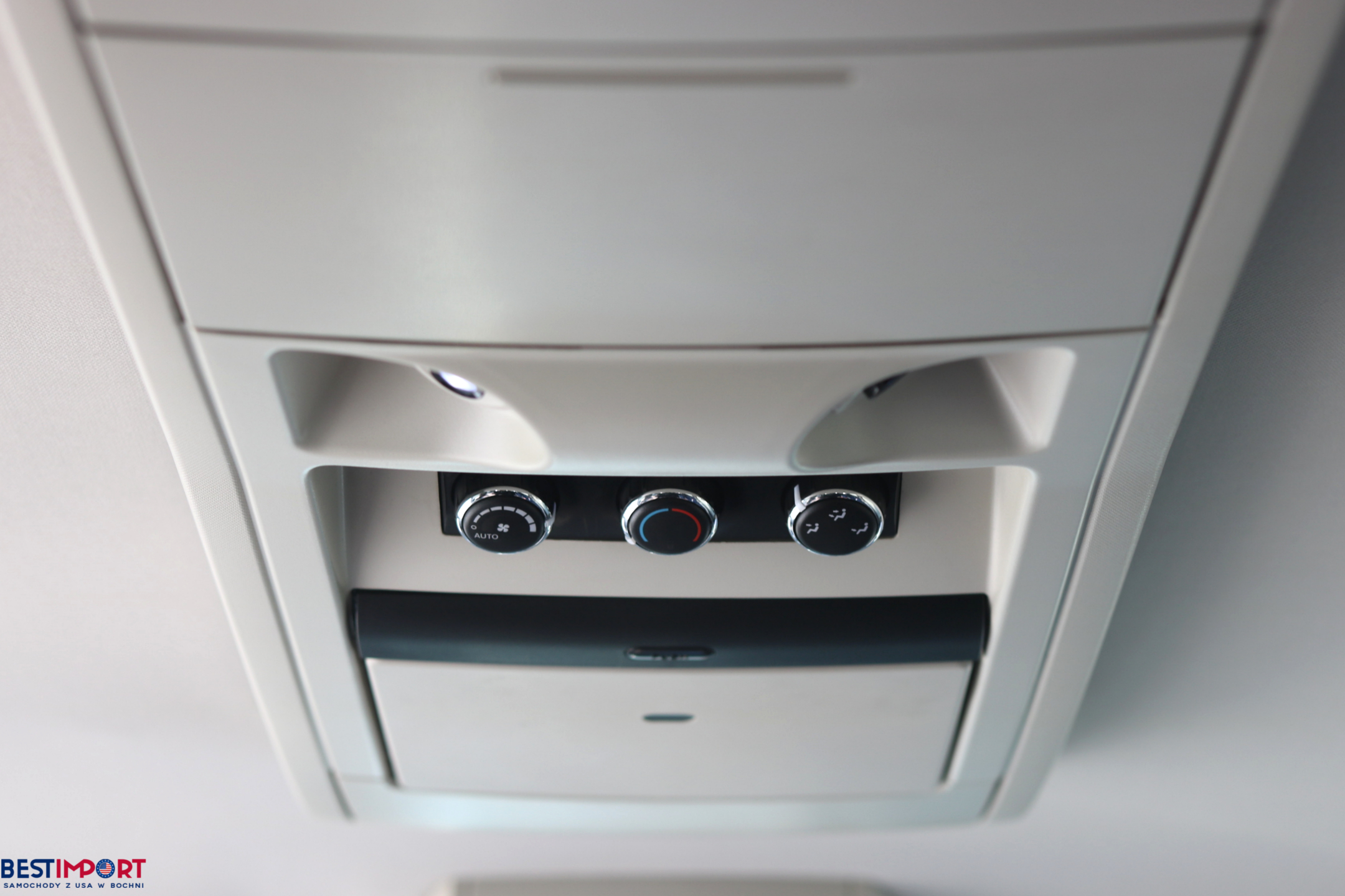 bestimport-bochnia-Chrysler-Town-Country-28