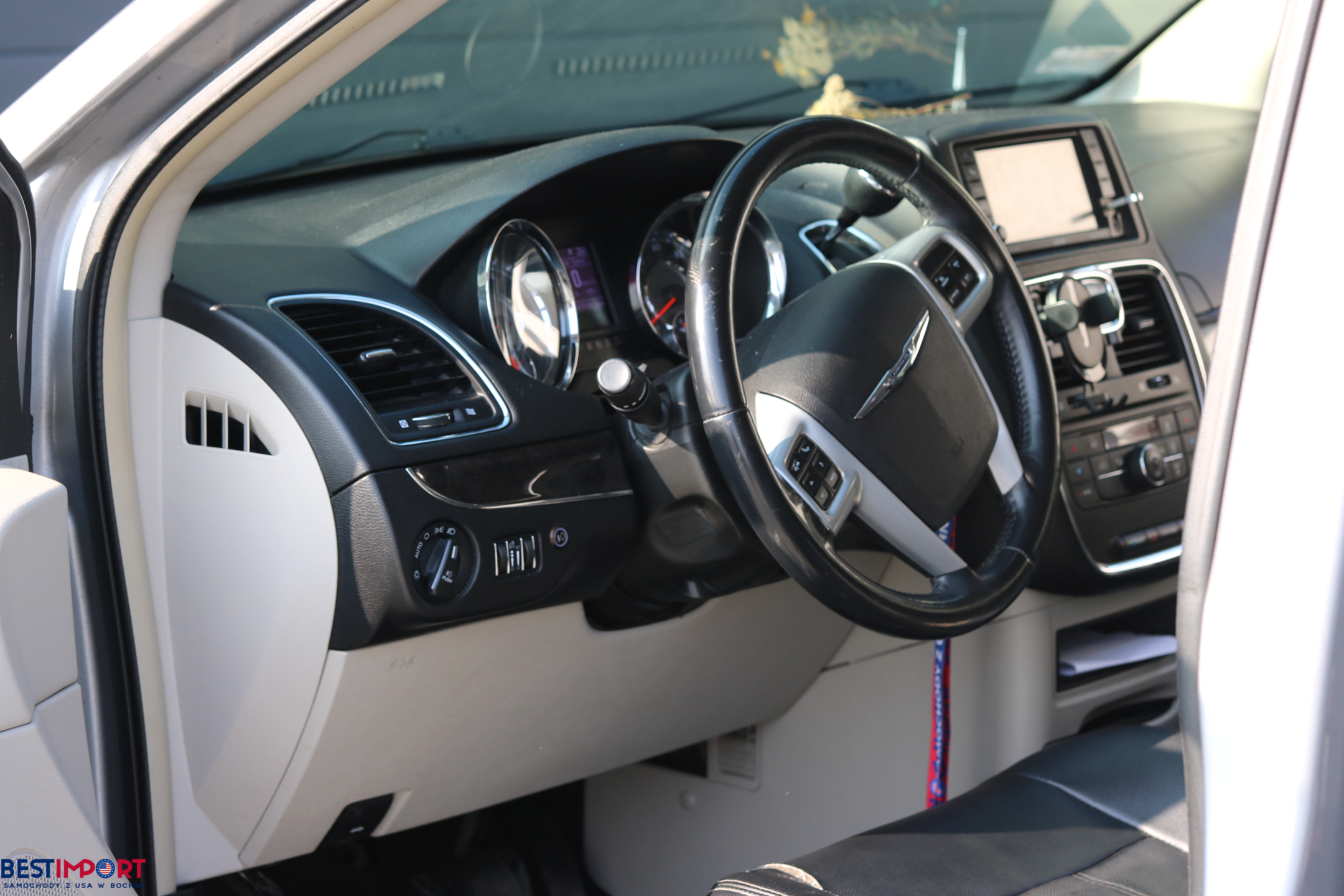 bestimport-bochnia-Chrysler-Town-Country-2c